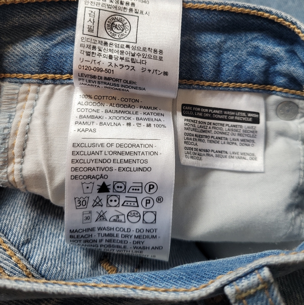 Levi's Wedgie Straight Size 24 Light Blue Wash - Picture 5 of 12